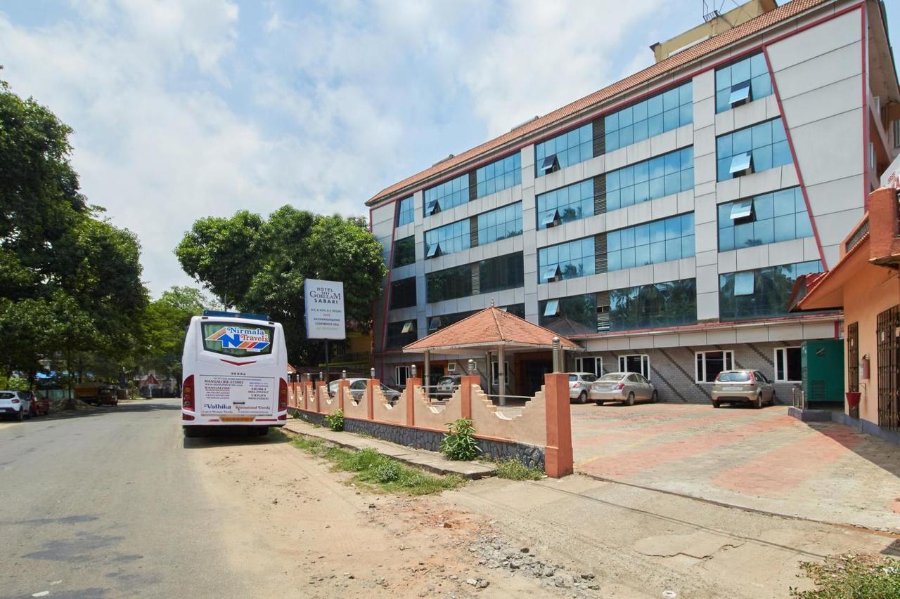 Chavakkad Sree Gokulam Sabari酒店 外观 照片