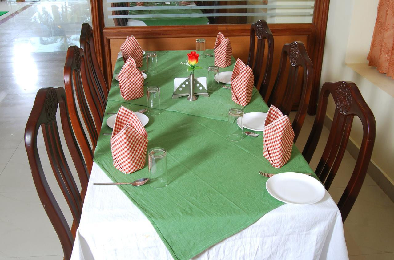 Chavakkad Sree Gokulam Sabari酒店 外观 照片